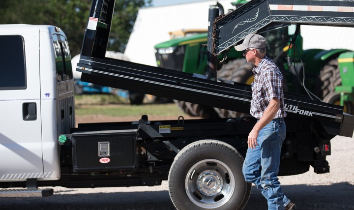 Tulsa Farm Show – Dumping Truck Flatbeds